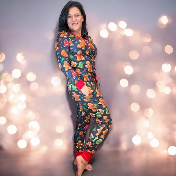 Shirley &‎ Stone Gingerbread Man Jogger Lounge Pajama Set for Women - Nightwear - Picture 3 of 16